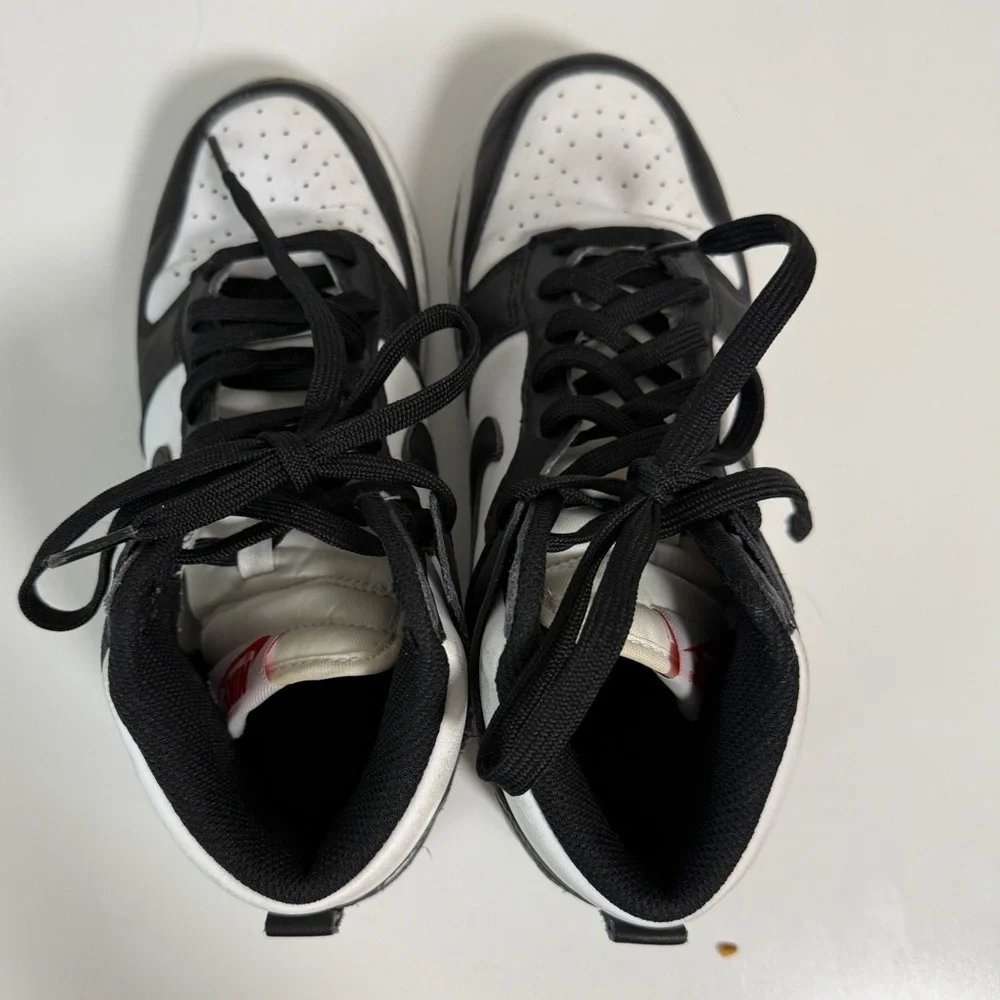 Nike Women’s Panda High Top Sneakers  6.5